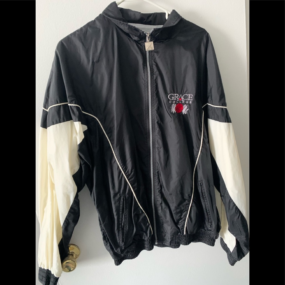 Grace College Men’s XL windbreaker jacket
